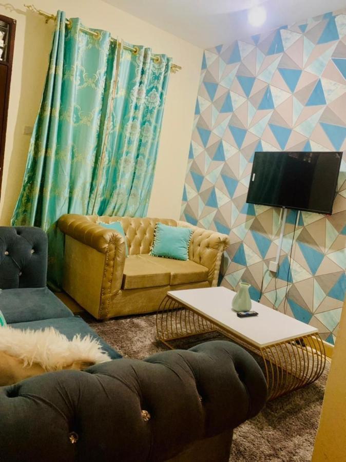 Lux Suites Bamburi Furnished Apartments Bagian luar foto